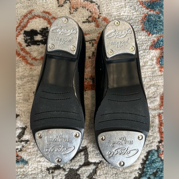 Capezio Black patent Tap Shoes for girls size 11.5 - Picture 3 of 3